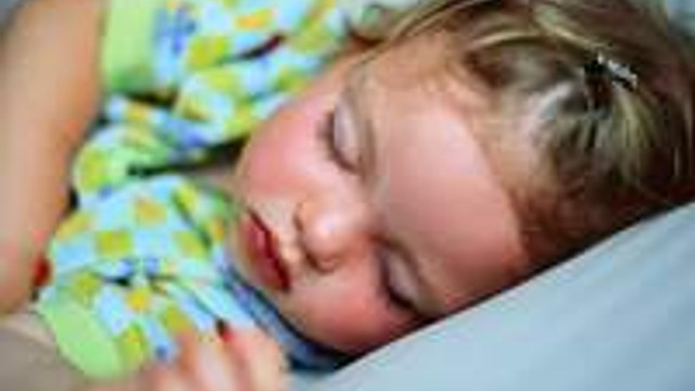 Cocuklar Neden Altini Islatiyor Kadin