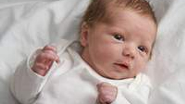 Yeni Dogan Bebek Kac Saat Uyumali Kadin