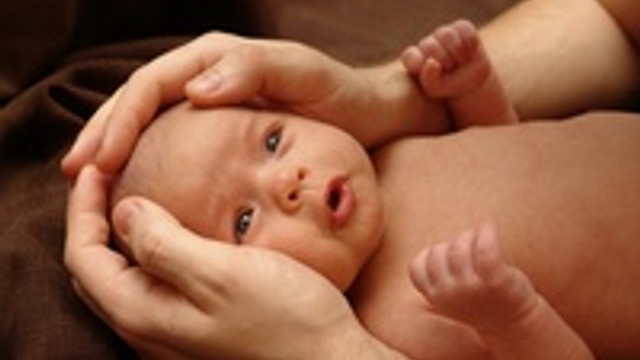 Kirki Cikan Bebeklerde Kalp Deligi Uyarisi Bebek