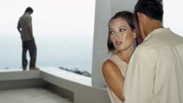 Жена порадовала друга мужа Жена порадовала друга мужа