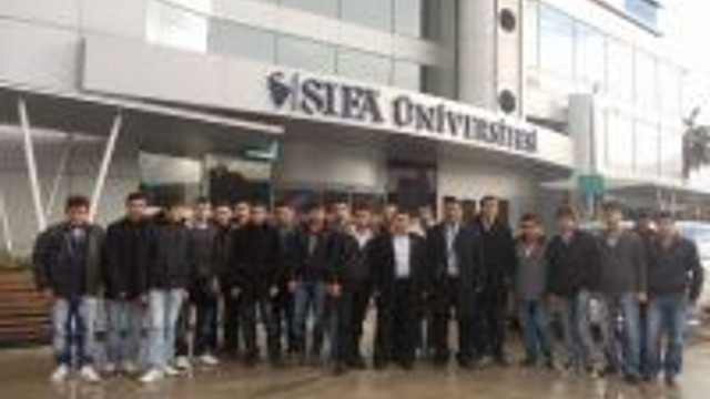 Suhut Anadolu Saglik Meslek Lisesi Ogrencileri Izmir E Cikarma Yapti Guncel