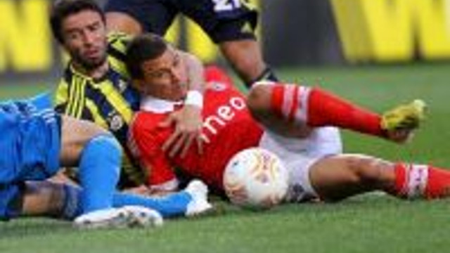 Benfica 3 Fenerbahce 1 Guncel