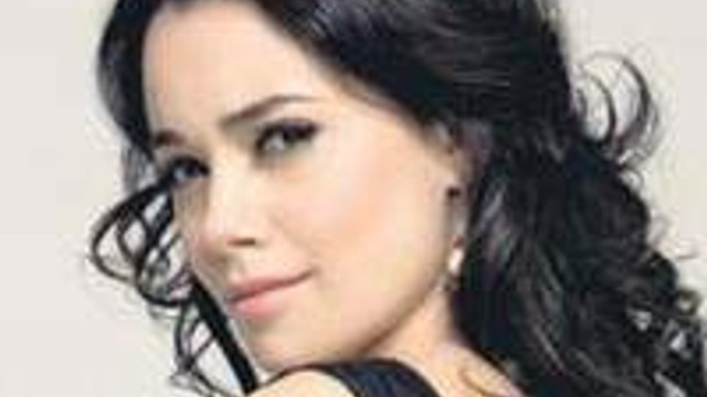 ozgu namal oktay la ayrilmadik magazin