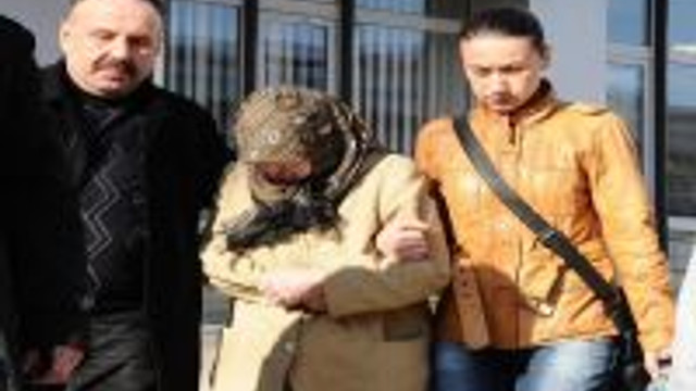 Torunun Sevgilisini Kalbinden Bıçaklayıp Öldürdü