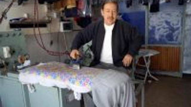 Ayakta Calisanlar Icin Rayli Sandalye Cozumu Guncel