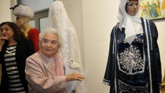 Osmanli Imparatorlugu Nun Son Doneminde Kadin Giysileri Sergisi