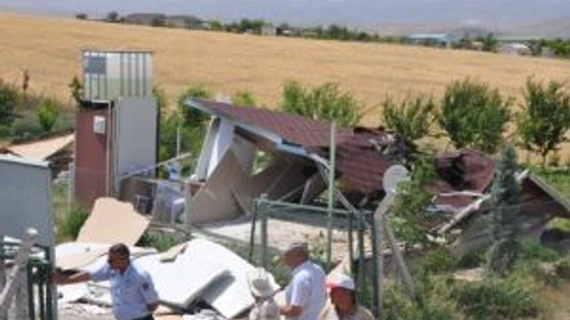 Hobi Bahcesindeki Evleri Yikilan Vatandaslar Sincan Belediyesine Tepkili Guncel
