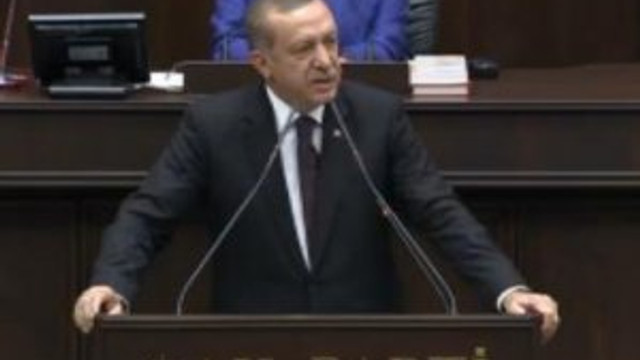 ERDOĞAN'DAN İHSANOĞLU'NA VAZO VE SAKSI BENZETMESİ