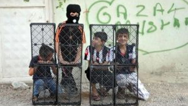 Mardinde Elektrik Kesintisine Karsi Ciftcilerin Yol Kapatma Eylemi Suruyor 4 Guncel