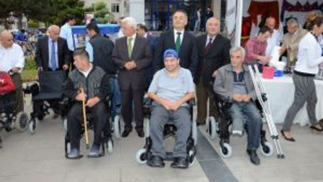 Engellilere Akulu Araba Guncel