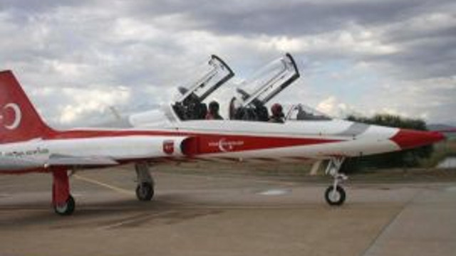 Turk Yildizlarindan Fethiye Semalarinda Nefes Kesen Gosteri 2 Guncel