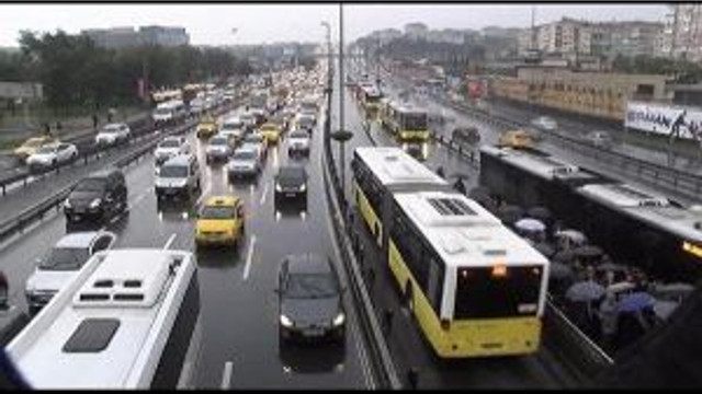 Istanbul Gune Yogun Trafik Ve Kazalarla Basladi Guncel