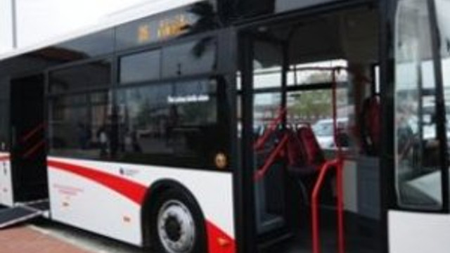 Izmir De 4 Gundur Ulasim Ucretsiz Ekonomi