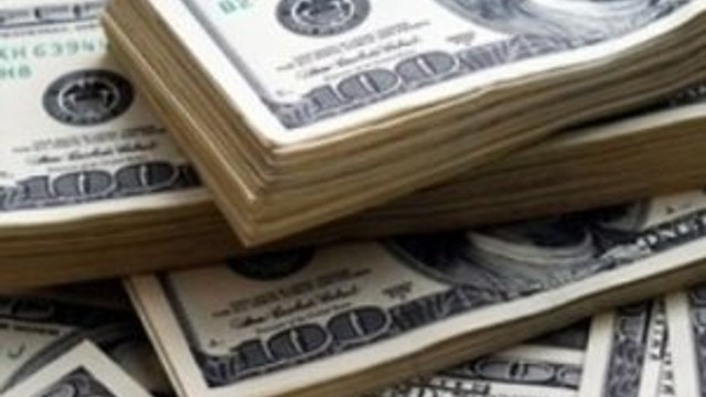 Dolar tarihi zirveye koşuyor