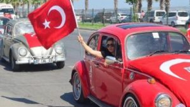 Vosvoslardan Baris Korteji Guncel