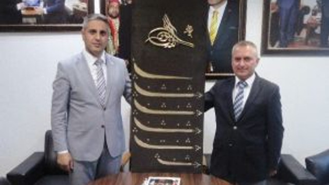 Osmanli Ocaklari Bursa Da Tugra Sergisi Acacak Guncel