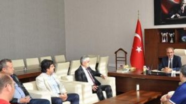 Fen Edebiyat Fakultesinde Dekanlik Devir Teslim Toreni Yapildi Guncel