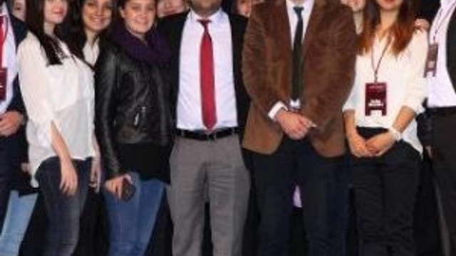 Munevver Karabulut Un Ailesinin Avukati Cem In Intihar Ettigine Esim Bile Inanmiyor Guncel