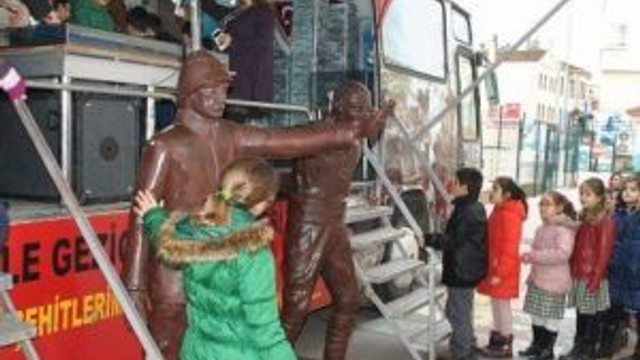 Canakkale Muzesi Otobusu Mudanya Da Guncel