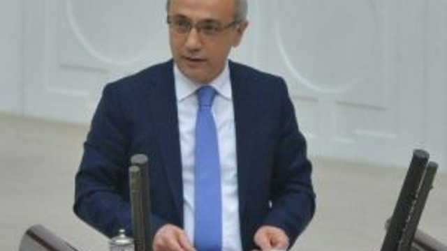 İşte Davutoğlu'na teşekkür eden tek isim !