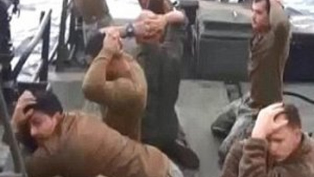 İran ağlayan ABD askerlerinin heykelini dikecek