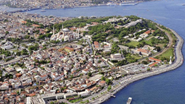Tarihi Yarımada'da tehlike çanları çalıyor !