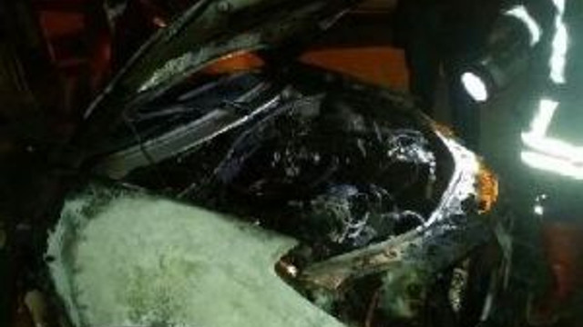 Siverek'te Öğretmenin Otomobili Kundanlandı