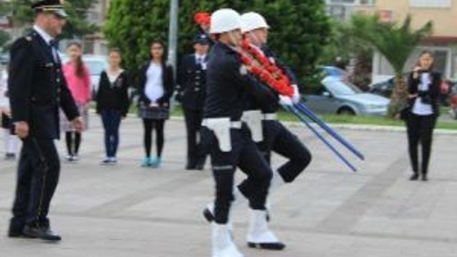 Balıkesir’in Edremit İlçesinde De Polis Günü Düzenlenen Etkinlikler İle Kutlandı