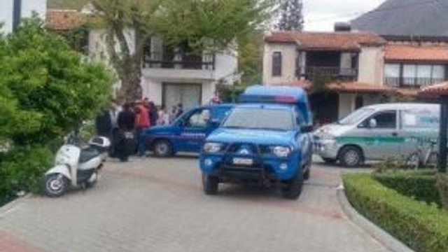Çürük Ahşap Pergola Sonu Oldu