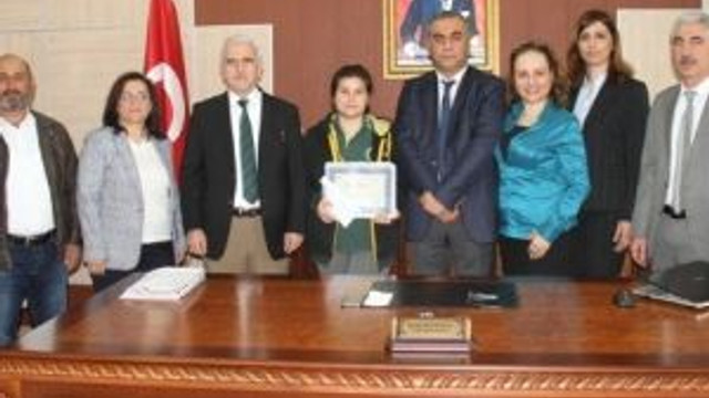 Sakaryalı Öznur Kurt Mektup Yarışmasında Türkiye İkinci Oldu