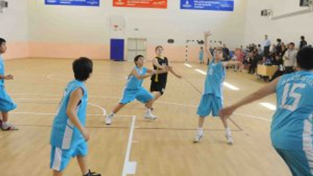 Bağcılarlı öğrenciler spor salonuna kavuşuyor