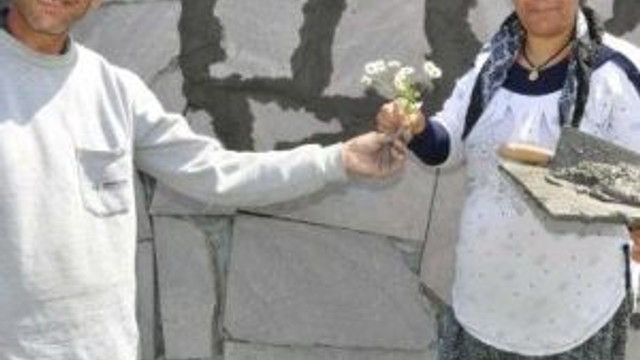 6 Çocuk Annesi, 18 Yıldır İnşaatlarda Çalışıyor