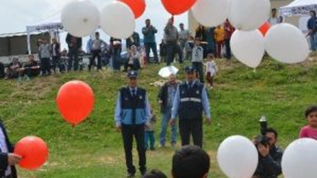 Uçurtmalar Lösemili Çocuklar İçin Havalandı