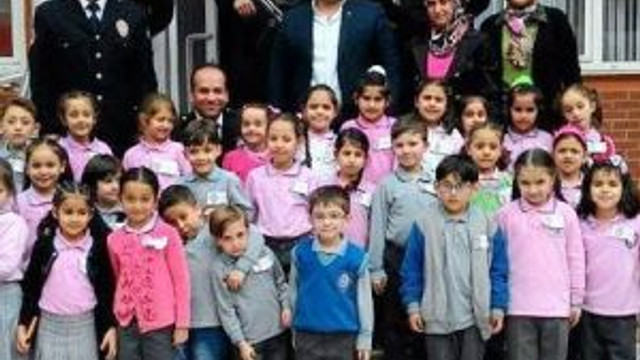 Minik Öğrencilerden Emniyete Ziyaret