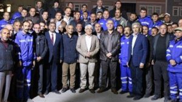 Başkan Karaçanta, Temizlik İşçileri İle Yemekte Buluştu