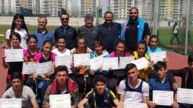 Vanlı Atletlerden Büyük Başarı