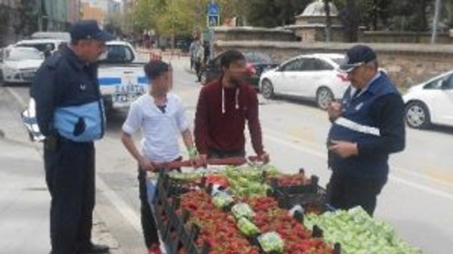 İzmit’te Zabıta Seyyarı Affetmiyor