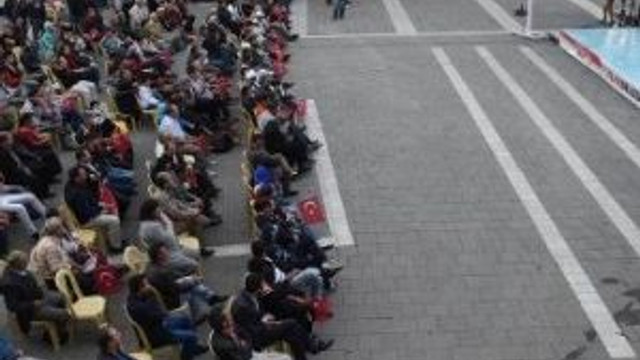 Muratbey Uşak Sportif Taraftarı Dışarıdan Destek Oldu