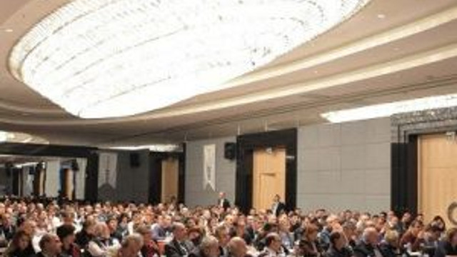 Apple, Facebbok Ve Twitter Hissesi Alacaklar Bu Semineri Bekliyor