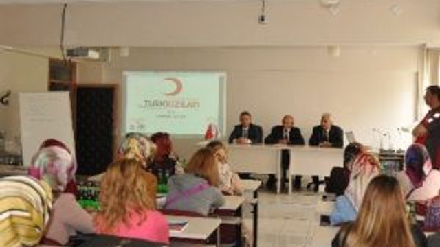 Türk Kızılayı’ndan Aday Öğretmenlere Mesaj