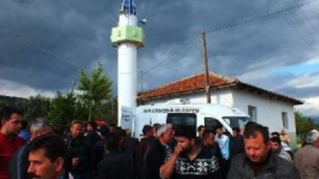 Dağıtım İznine Geldiği Ödemiş'te İntihar Etti (2)