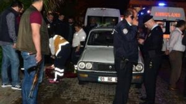 Adana'da seyir halinde aracı taradılar: Ölü ve yaralı var...