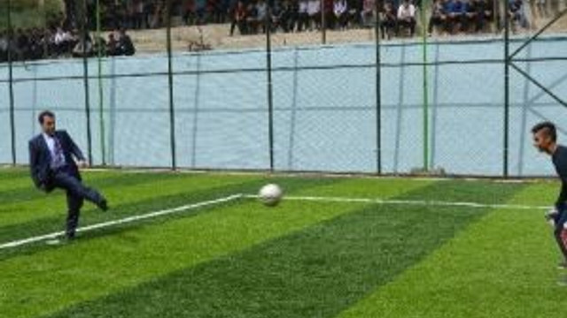 Niksar’da Halı Saha Açılışı
