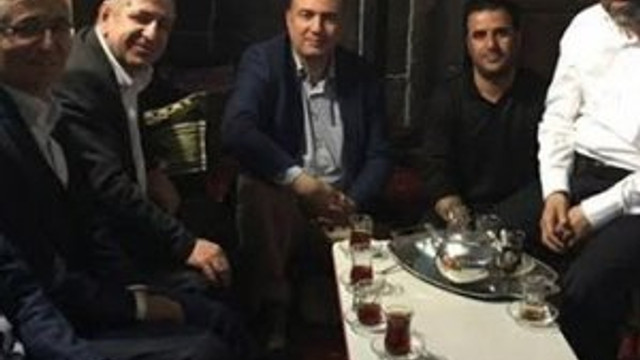 MHP'de ortalığı karıştıran fotoğraf
