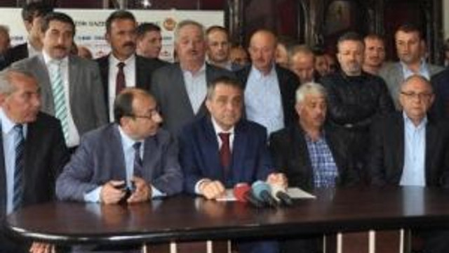 O Başkan Mhp'li Meclis Üyesi'nin Dövülmesini Kınadı