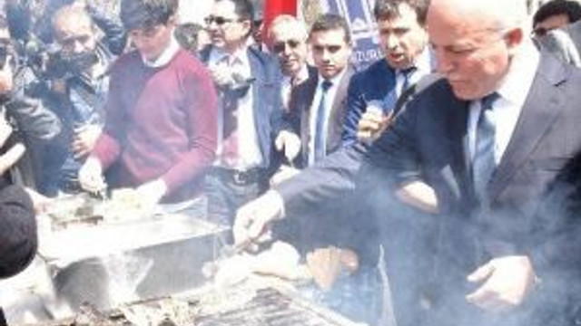 Büyükşehir Ve Aü’den Balık Şenliği