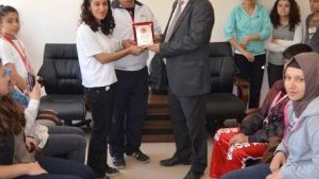 Kulalı Boksörlerden Çarpan’a Ziyaret