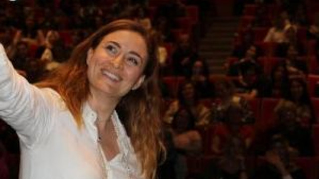 Ceyda Düvenci, Sp Hastası Kızı Melisa'yı Anlattı