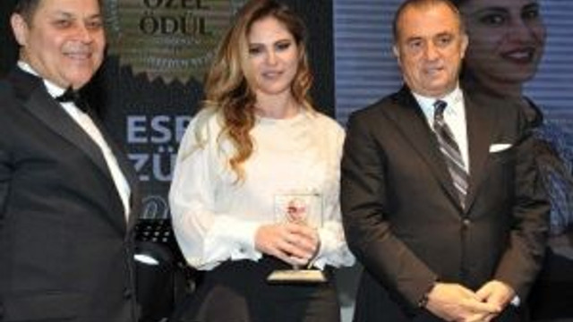 5 Ocak Gazetesi 17. Yaşını Kutladı