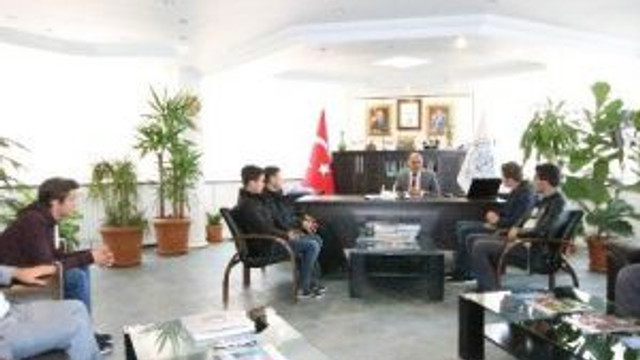 İtalya Yolcusu Öğrencilerden Başkan Özaltu’na Ziyaret